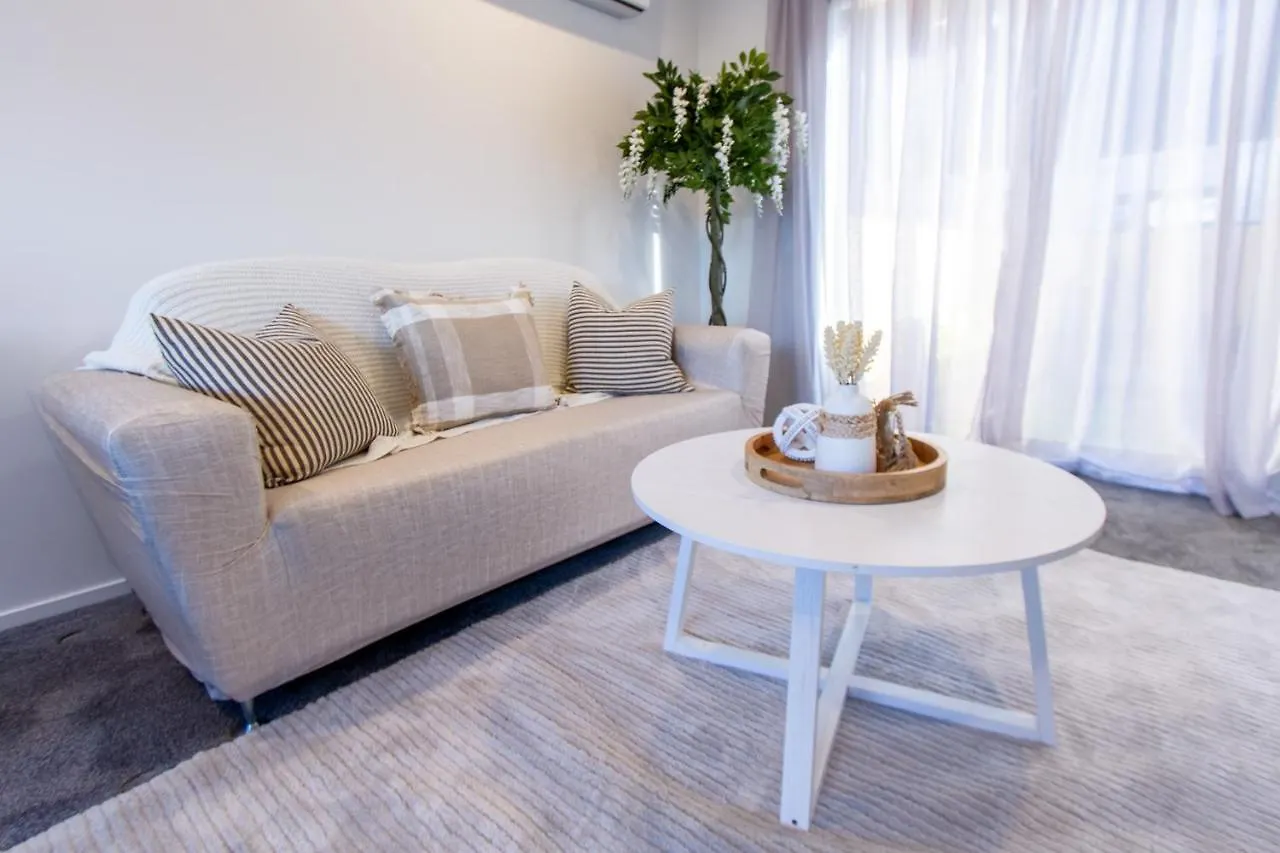 Stylish 2-Bedroom Haven Next To Hagley Park Christchurch